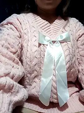 julybe online show from December 2025 02:11:01 PM