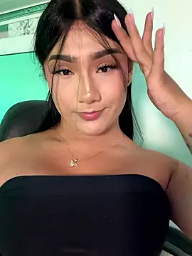 Snapshot of Vale_prado chatting on May 2026 11:13:02 PM Vale prado online show from May 2026 11:13:02 PM