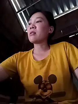 Snapshot of -Lana-123 chatting on October 2025 04:14:01 AM -Lana-123 online show from October 2025 04:14:01 AM