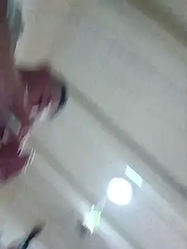 MZThang2Kute online show from November 2025 09:35:01 AM