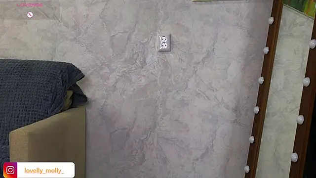 Lovelly molly1 online show from December 2025 05:52:01 PM