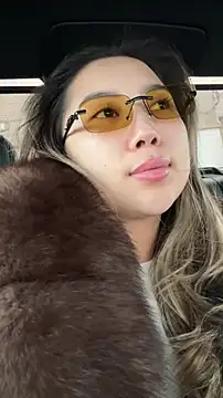 limkiss online show from December 2025 08:21:01 AM