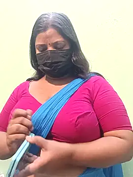 Snapshot of tamil_Nithya_J chatting on May 2026 05:07:02 PM tamil Nithya J online show from May 2026 05:07:02 PM
