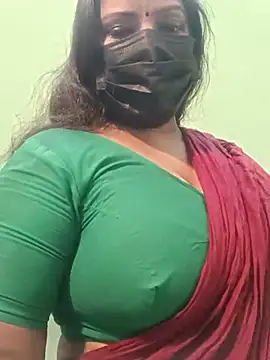 Snapshot of tamil_Nithya_J chatting on June 2026 11:02:01 AM tamil Nithya J online show from June 2026 11:02:01 AM