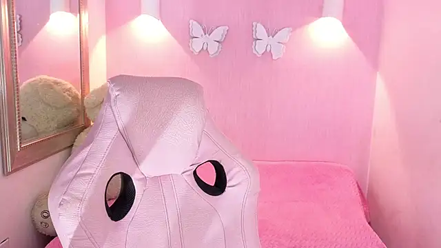 Little arii online show from April 2026 07:58:02 PM