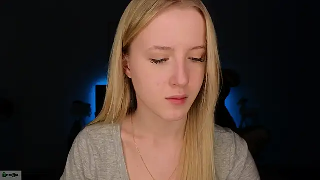 Snapshot of adele_armass chatting on January 2026 09:40:02 PM adele armass online show from January 2026 09:40:02 PM