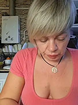 Snapshot of MilkySky chatting on July 2026 05:37:01 PM MilkySky online show from July 2026 05:37:01 PM