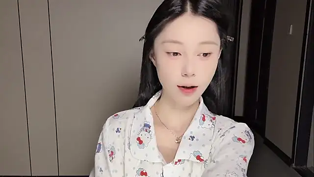 Snapshot of yuyu-33 chatting on June 2026 03:48:01 PM yuyu-33 online show from June 2026 03:48:01 PM