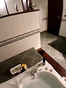 Snapshot of pino870 chatting on December 2025 11:55:02 PM pino870 online show from December 2025 11:55:02 PM