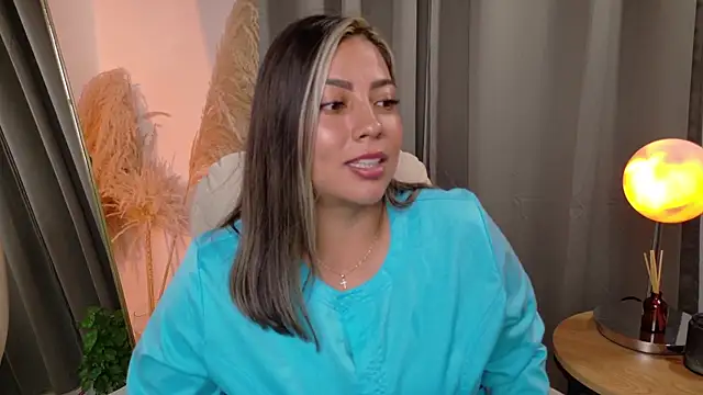 Zara Nova online show from May 2026 04:48:02 PM