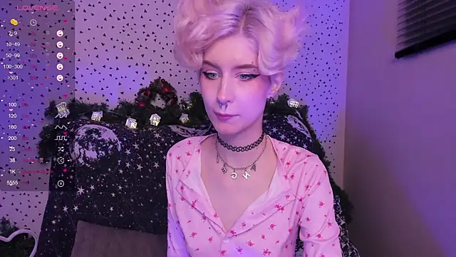 Snapshot of Angel_Julles chatting on December 2025 01:56:02 AM Angel Julles online show from December 2025 01:56:02 AM