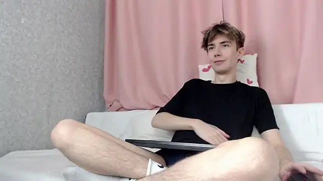 Harvey foster online show from December 2025 11:16:02 AM