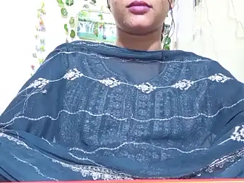 Nancy queen001 online show from November 2025 09:28:01 PM