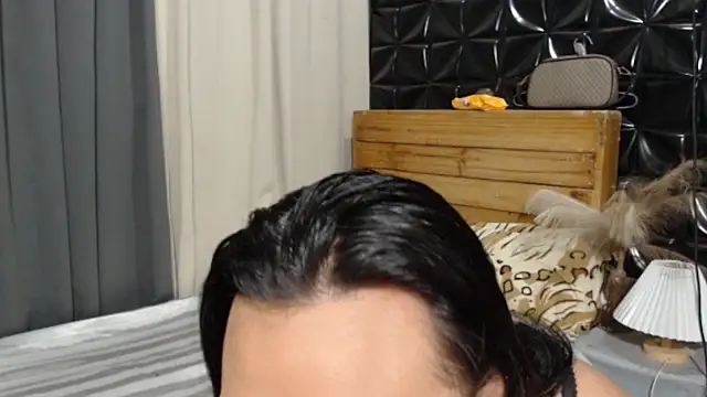 Snapshot of TheExoticJessa chatting on November 2025 09:26:02 PM TheExoticJessa online show from November 2025 09:26:02 PM