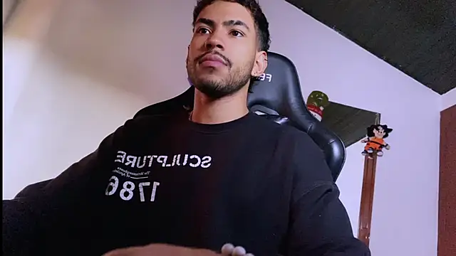 Snapshot of 3v1l chatting on December 2025 07:20:01 PM 3v1l online show from December 2025 07:20:01 PM