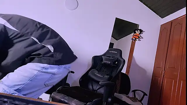 3v1l online show from January 2026 09:07:02 PM