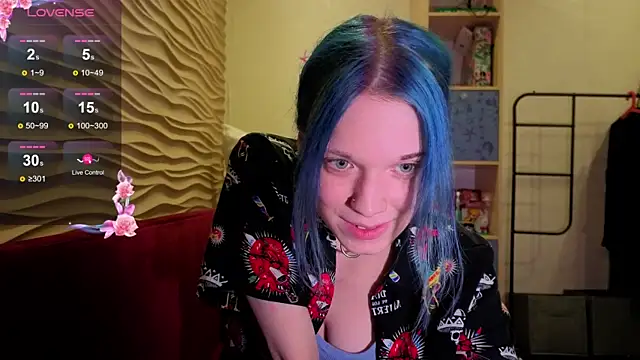 Snapshot of Marci_n chatting on November 2025 07:19:01 PM Marci n online show from November 2025 07:19:01 PM