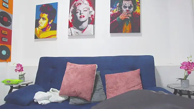 Snapshot of AlessioVitale chatting on January 2026 12:09:02 PM AlessioVitale online show from January 2026 12:09:02 PM