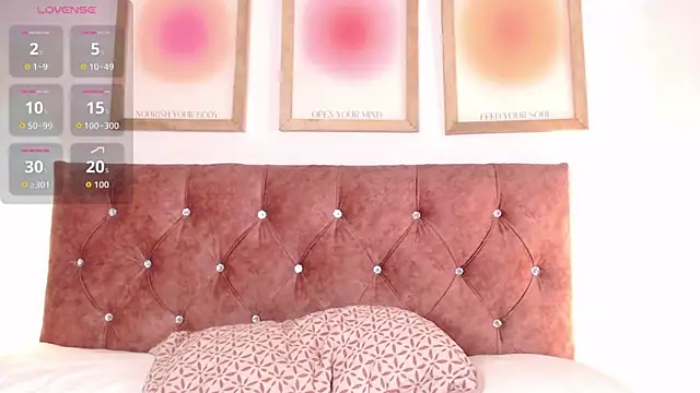 Madisonkay online show from November 2025 07:12:01 PM