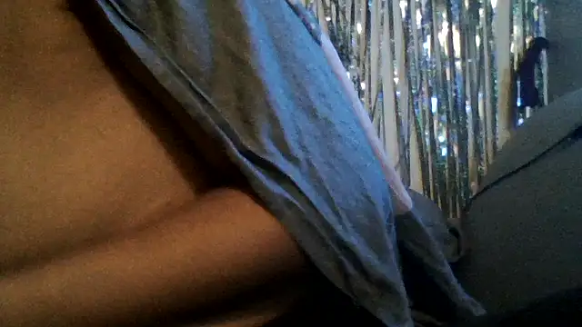 Snapshot of Juicyapplecandy chatting on November 2025 01:44:01 PM Juicyapplecandy online show from November 2025 01:44:01 PM