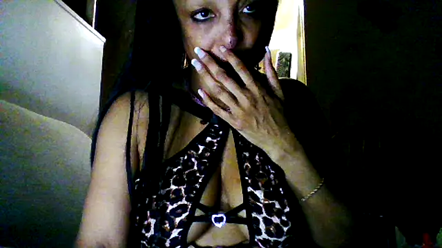 Snapshot of Juicyapplecandy chatting on January 2026 04:05:01 AM Juicyapplecandy online show from January 2026 04:05:01 AM