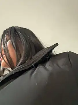 Samantha firee online show from April 2026 11:15:02 AM