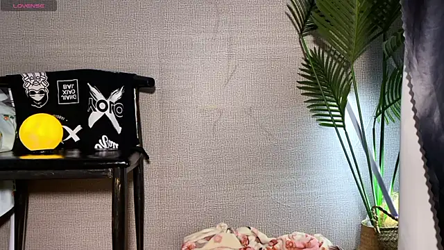 Snapshot of 0xiaosu0 chatting on December 2025 01:55:01 AM 0xiaosu0 online show from December 2025 01:55:01 AM