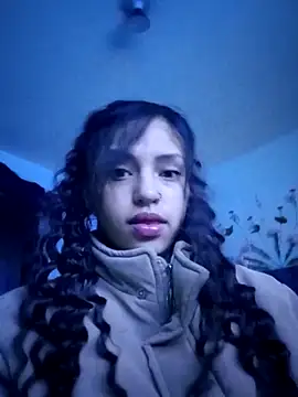 Snapshot of BellaChiquis_ chatting on December 2025 07:48:02 AM BellaChiquis online show from December 2025 07:48:02 AM