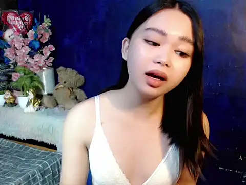 lustfullakim online show from March 2026 02:33:01 PM