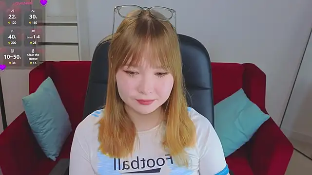 YourTanomi online show from November 2025 03:22:01 PM