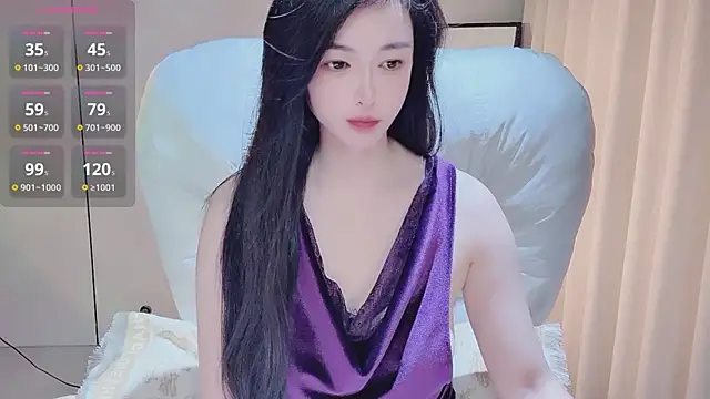 Snapshot of YunShan-33 chatting on December 2025 11:06:02 AM YunShan-33 online show from December 2025 11:06:02 AM