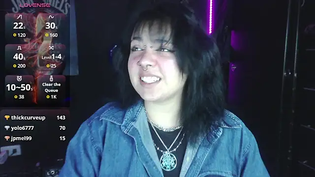 Jessie  wild online show from November 2025 12:33:01 PM