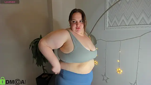 bbwsexis online show from December 2025 09:25:01 AM