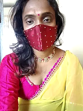 Queen-dhivya online show from March 2026 03:23:02 AM