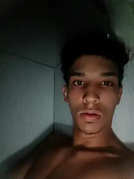 sougostoso18 online show from October 2025 09:32:01 AM