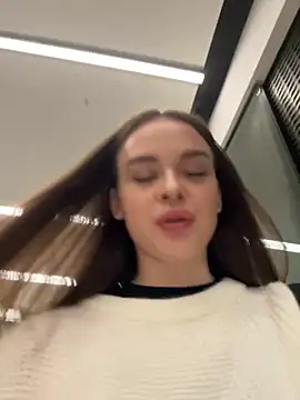 Snapshot of KristiRich chatting on November 2025 07:29:01 AM KristiRich online show from November 2025 07:29:01 AM