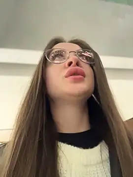 Snapshot of KristiRich chatting on November 2025 08:29:02 AM KristiRich online show from November 2025 08:29:02 AM