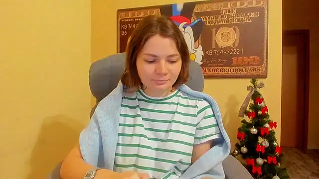 Stella-Maers online show from December 2025 08:12:02 AM