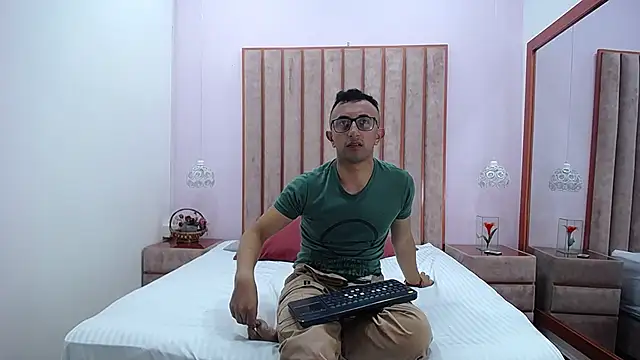 Snapshot of Addam_Hunter chatting on November 2025 12:31:02 AM Addam Hunter online show from November 2025 12:31:02 AM