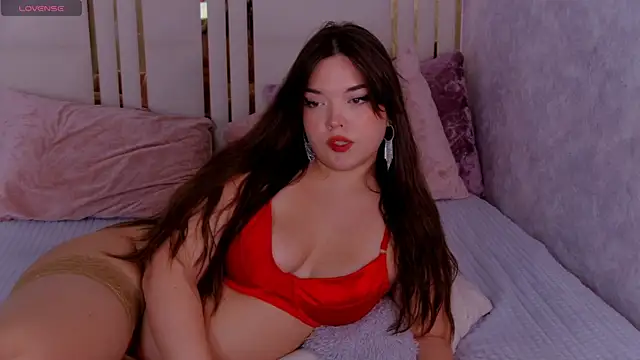 NaomiAster online show from December 2025 08:19:01 AM