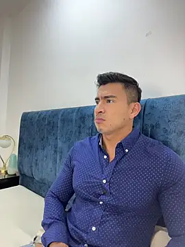 Snapshot of Chris_Clarck chatting on November 2025 07:25:02 PM Chris Clarck online show from November 2025 07:25:02 PM