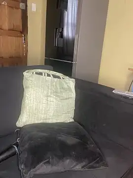 MiyaXo2 online show from April 2026 02:53:02 PM