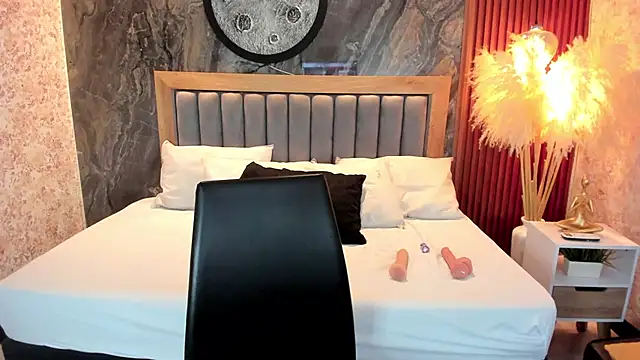 Valery Shadey online show from December 2025 08:02:02 PM