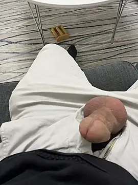 Snapshot of saban_akdogan chatting on November 2025 12:53:02 AM saban akdogan online show from November 2025 12:53:02 AM