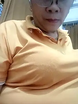 Snapshot of small-house123 chatting on November 2025 11:03:01 PM small-house123 online show from November 2025 11:03:01 PM