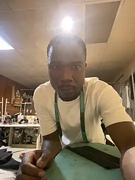 Snapshot of Ndodemnyama@xh chatting on November 2025 08:21:02 PM Ndodemnyamaxh online show from November 2025 08:21:02 PM