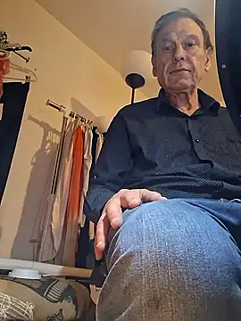 rando120001 online show from March 2026 03:43:02 AM