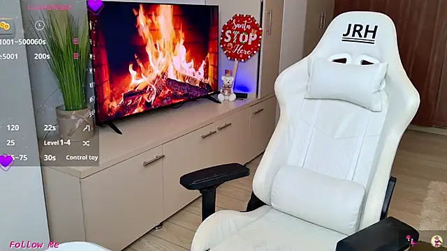 Snapshot of Myla-b chatting on December 2025 10:58:02 PM Myla-b online show from December 2025 10:58:02 PM