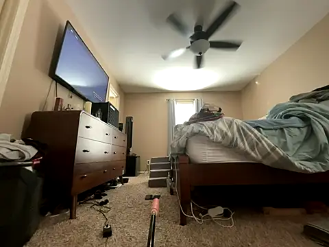 Snapshot of Antnjon chatting on December 2025 07:56:02 PM Antnjon online show from December 2025 07:56:02 PM