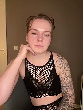 LisaFreierxx online show from February 2026 10:30:02 PM